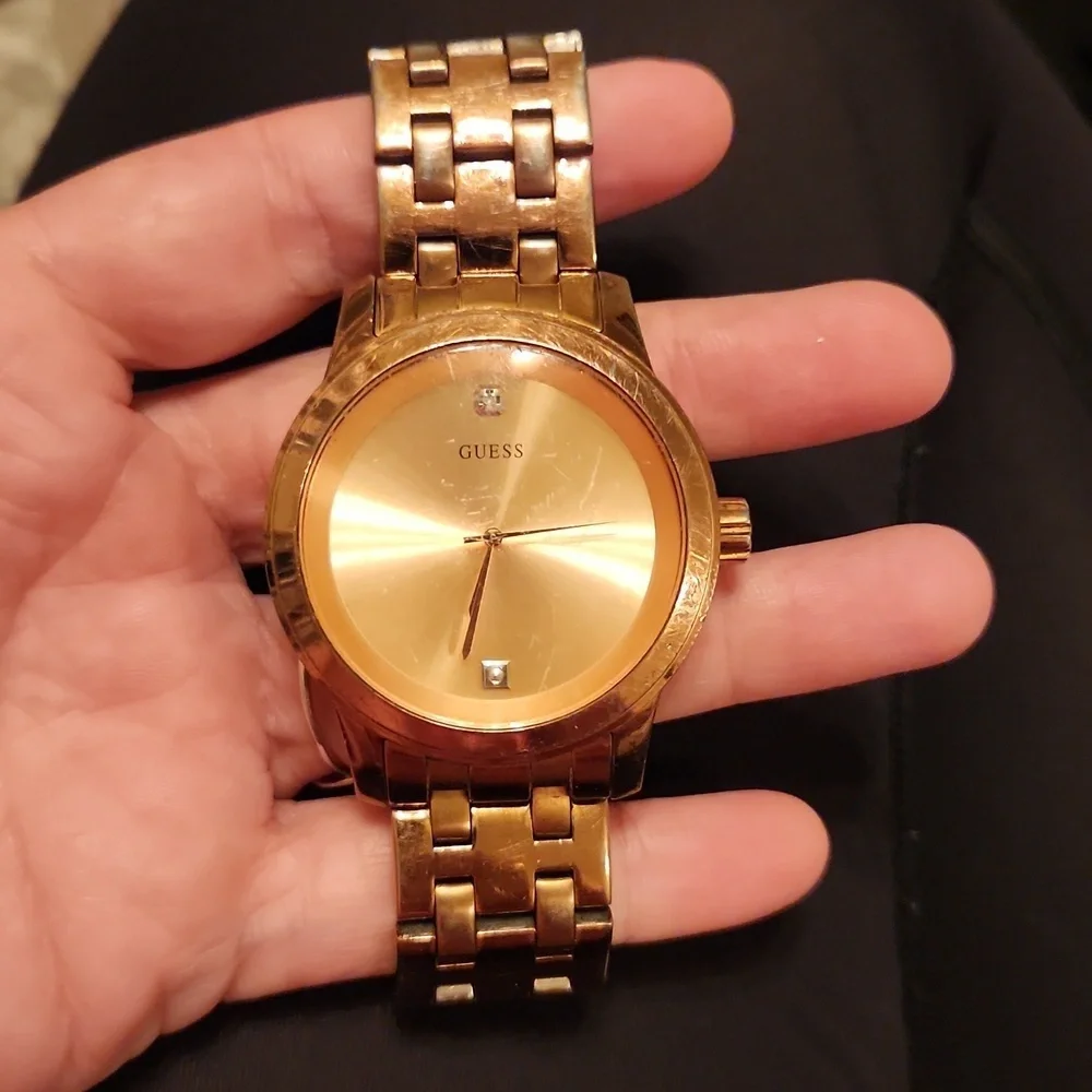 Guess rose gold‎ tone watch
